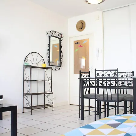 La Rochelle, 1 Piece, 2 Personnes - Fr-1-246-161 Apartment La Rochelle (Charente-Maritime)